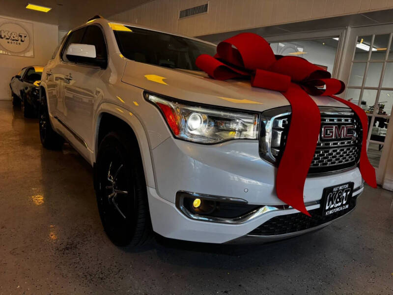 2017 GMC Acadia Denali