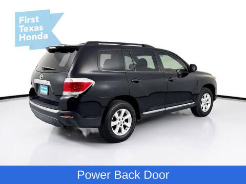 2013 Toyota Highlander SE