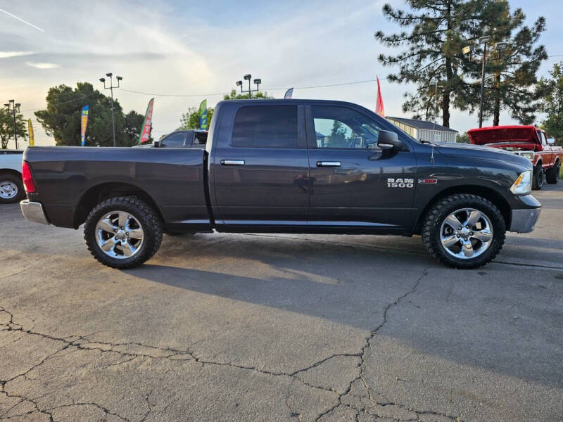 2018 RAM 1500 SLT