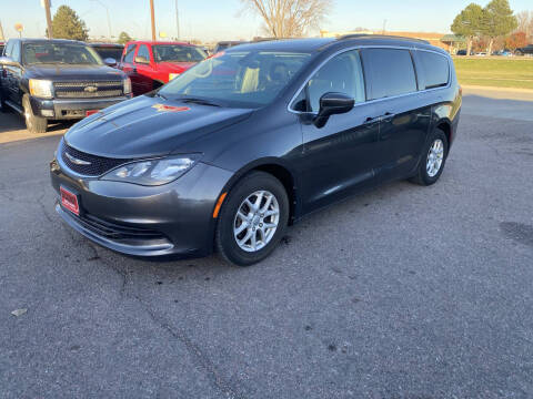 2017 Chrysler Pacifica LX
