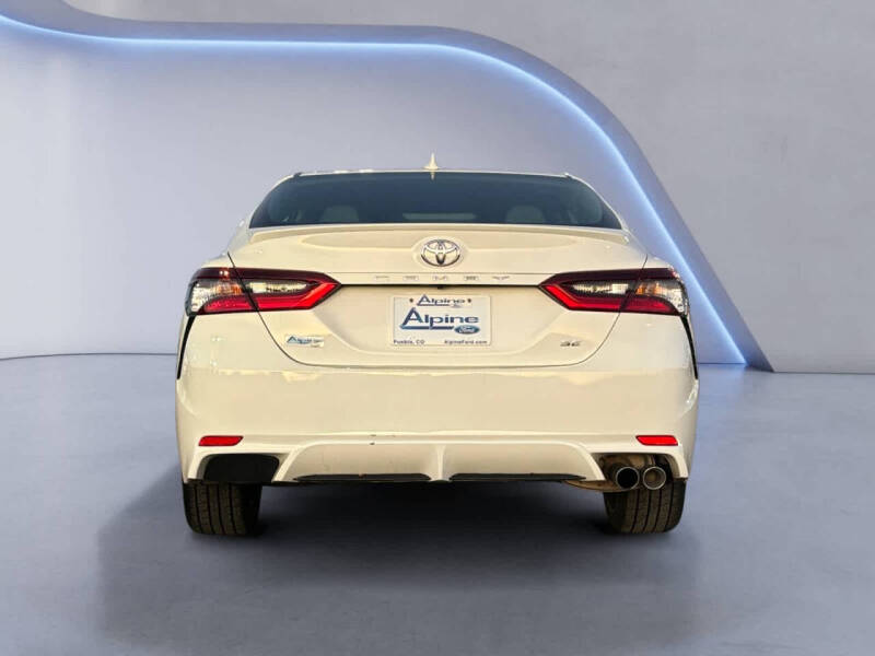 2021 Toyota Camry SE