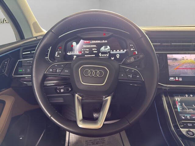 2023 Audi Q7 quattro Premium Plus 55 TFSI