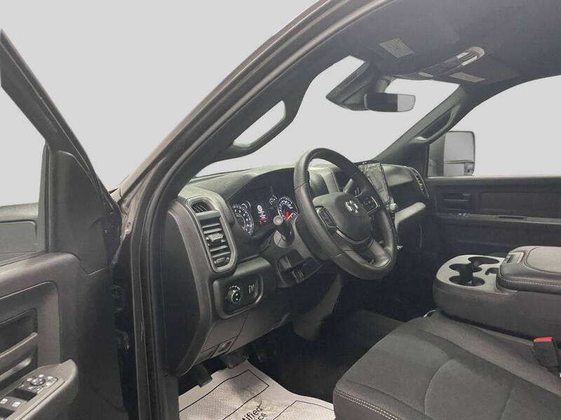 2026 RAM 2500 Black Express