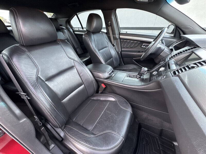 2016 Ford Taurus SEL