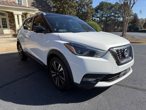 2020 Nissan Kicks SR