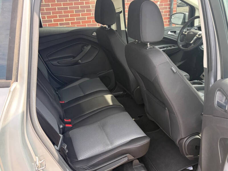 2017 Ford C-MAX Hybrid SE