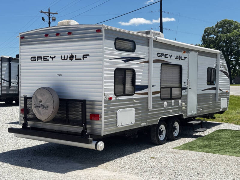 2011 Forest River Grey Wolf