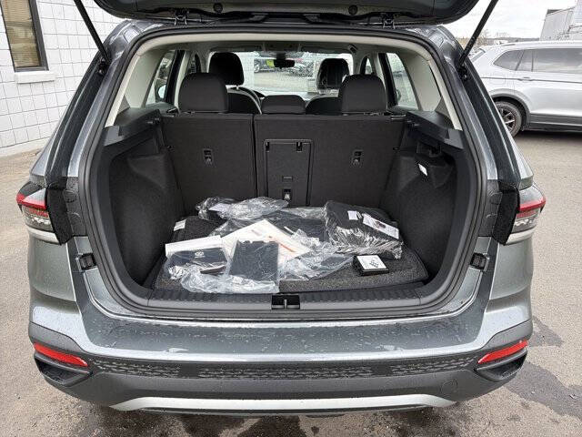 2026 Volkswagen Taos S 4Motion
