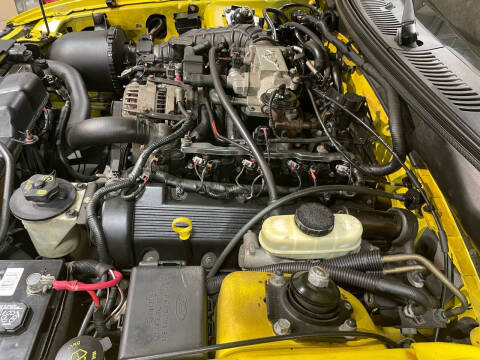 2004 Ford Mustang GT Deluxe