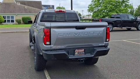 2025 Chevrolet Colorado ZR2