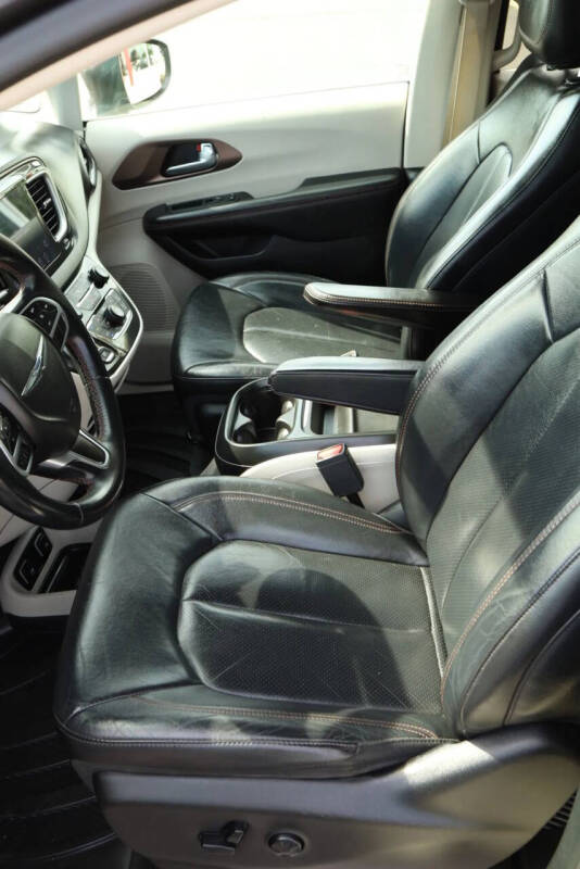 2018 Chrysler Pacifica Touring L