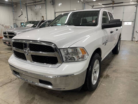 2023 RAM 1500 Classic SLT