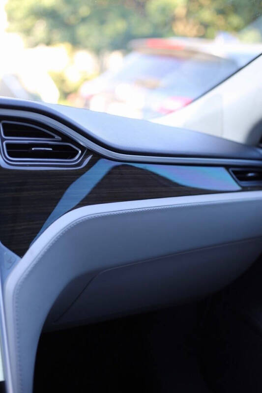 2014 Tesla Model S 85