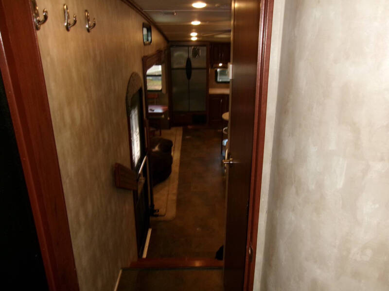 2015 Winnebago Latitude 36rk