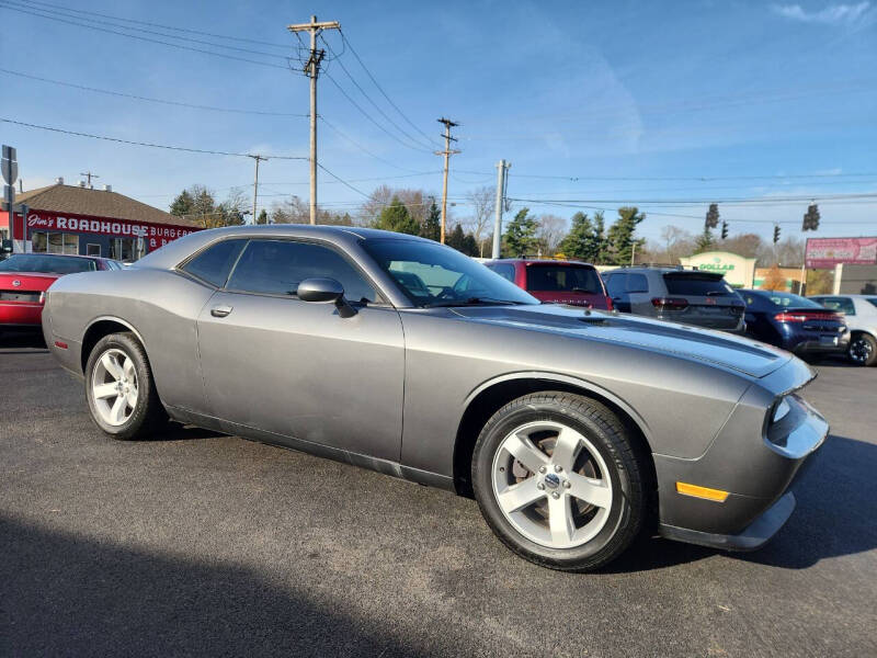 2011 Dodge Challenger for sale at COLONIAL AUTO SALES in North Lima OH