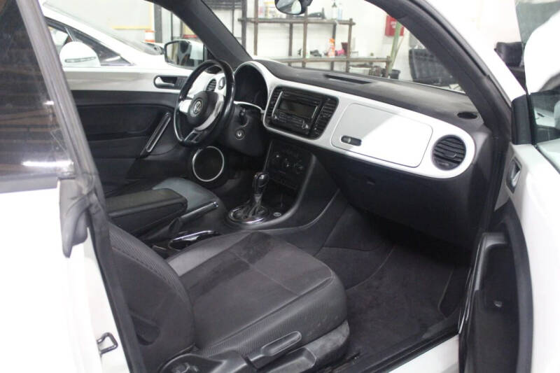 2013 Volkswagen Beetle 2.5L PZEV