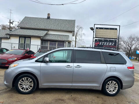 2012 Toyota Sienna XLE 8-Passenger