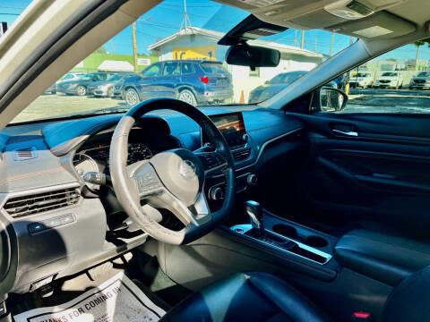 2022 Nissan Altima 2.5 SR