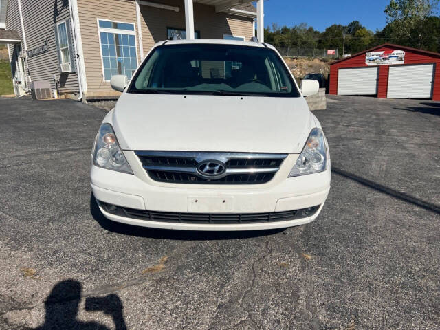 2007 Hyundai Entourage for sale at MO CAR SALES LLC in Villa Ridge, MO