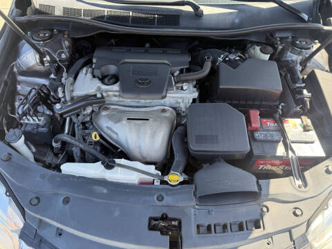 2016 Toyota Camry LE