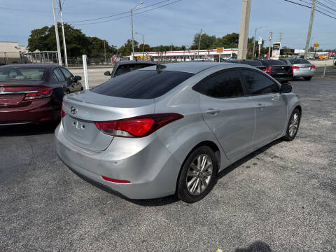 2014 Hyundai Elantra SE