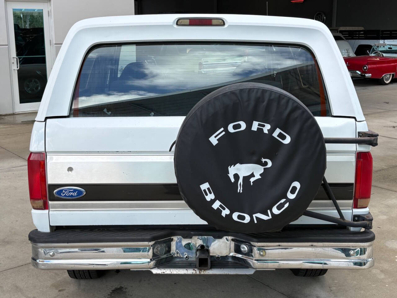 1993 Ford Bronco 8