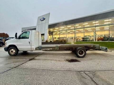 2011 Ford E-Series E-450 SD