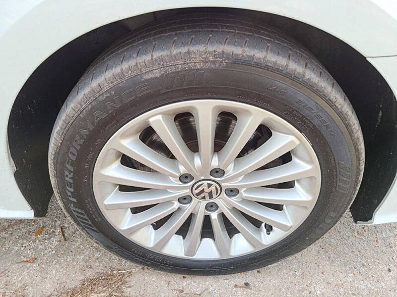 2016 Volkswagen Passat