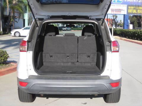 2016 Ford Escape S