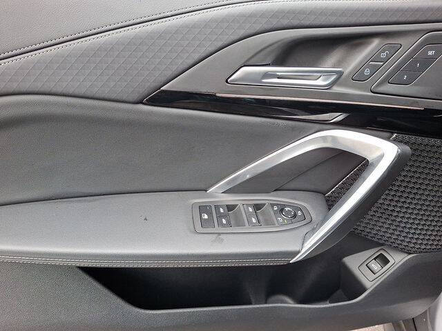 2025 BMW X2 xDrive28i