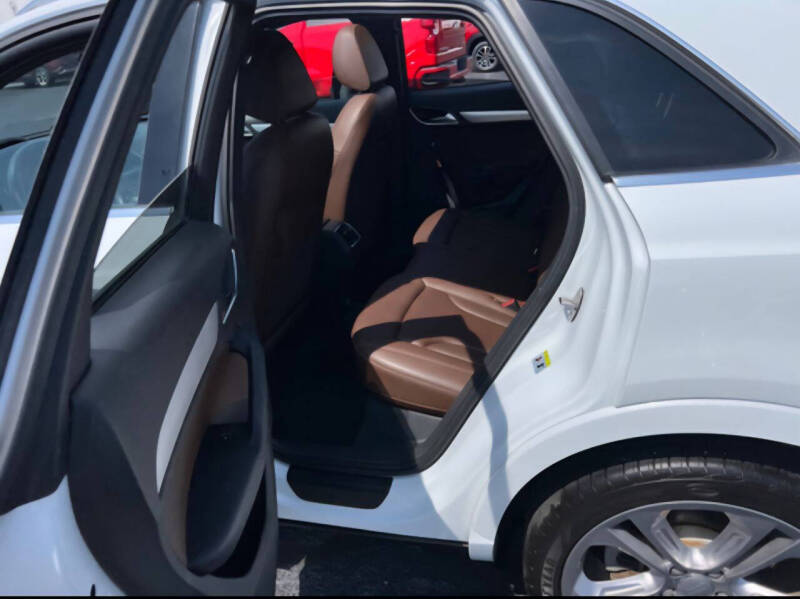 2017 Audi Q3 2.0T quattro Premium Plus