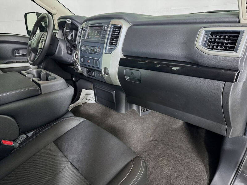 2019 Nissan Titan XD SV