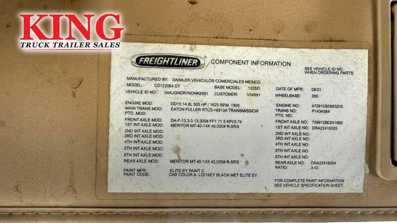 2022 Freightliner Coronado 122 SD