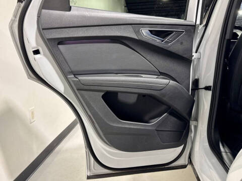 2022 Audi Q4 e-tron quattro Premium Plus 50