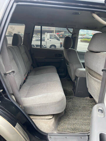 1996 Mitsubishi Challenger