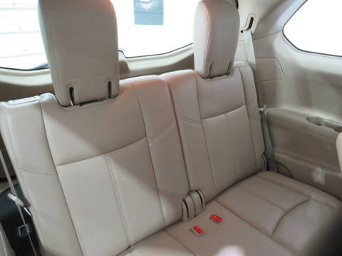 2018 Nissan Pathfinder SL