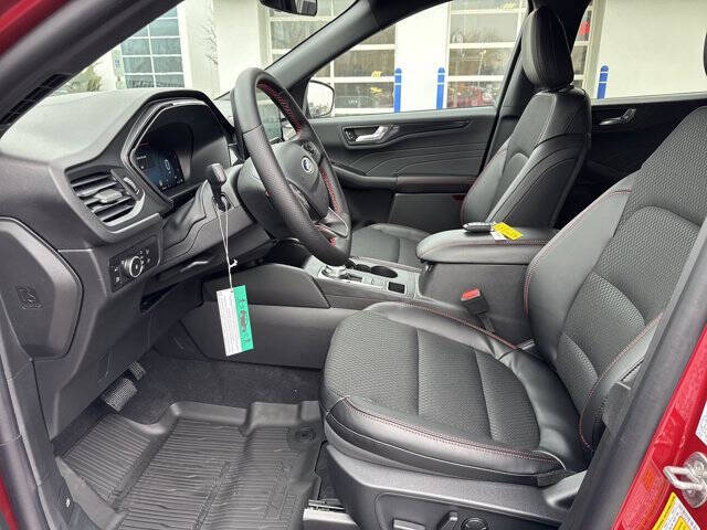 2026 Ford Escape Hybrid ST-Line Select