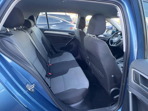 2016 Volkswagen e-Golf SE