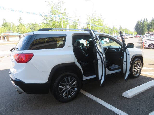 2017 GMC Acadia SLT-1