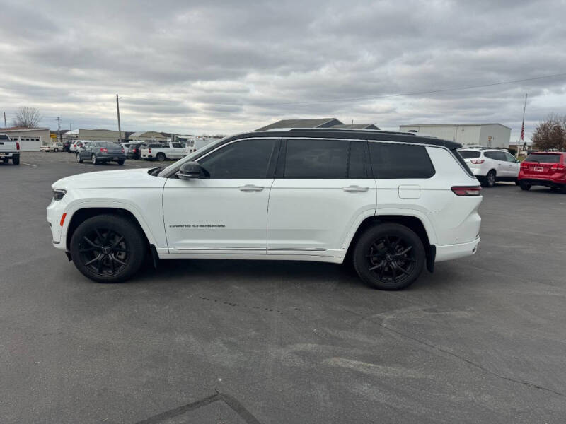 2022 Jeep Grand Cherokee L Summit