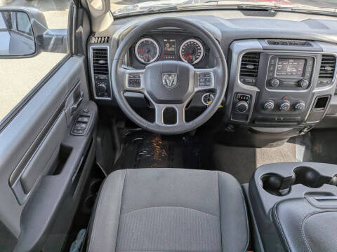 2024 RAM 1500 Classic SLT