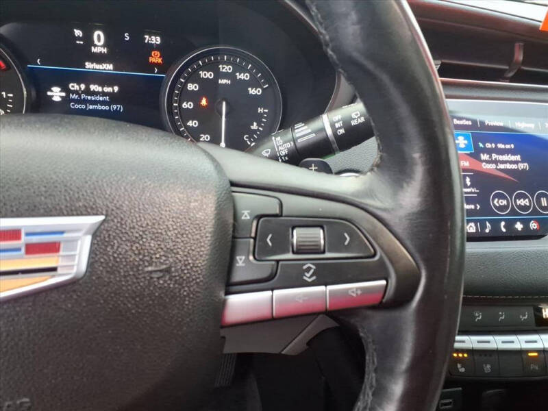 2021 Cadillac XT4 Premium Luxury