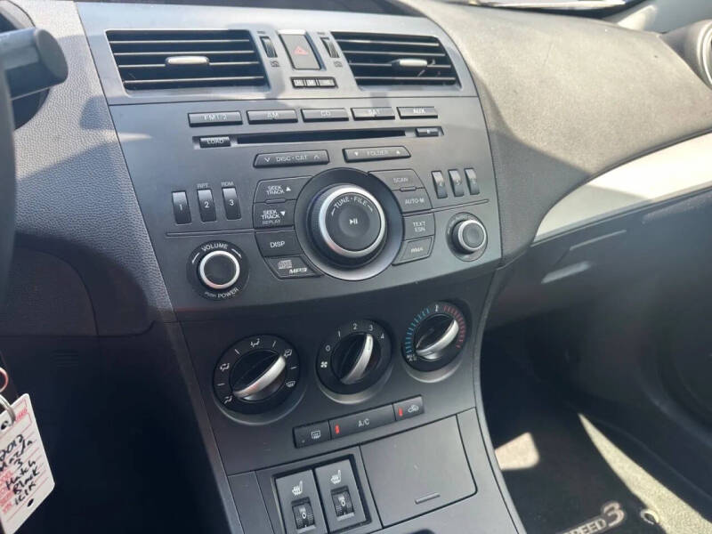 2012 Mazda MAZDA3 i Grand Touring