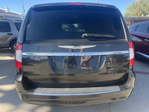 2014 Chrysler Town and Country Touring