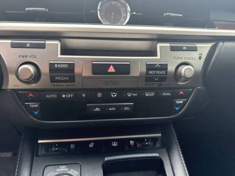 2017 Lexus ES 350