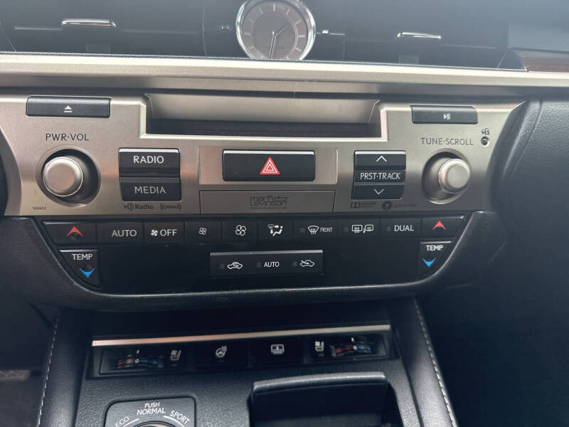 2017 Lexus ES 350
