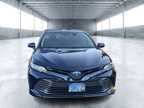 2018 Toyota Camry Hybrid LE
