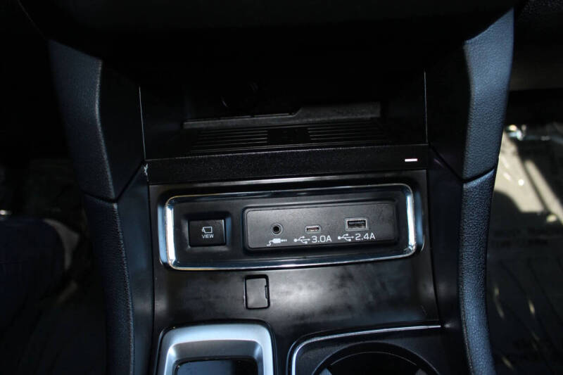 2023 Subaru Ascent Limited 8-Passenger