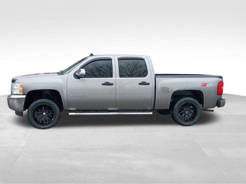 Used 2012 Chevrolet Silverado 1500 LT with VIN 3GCPKSE79CG202166 for sale in Maysville, KY