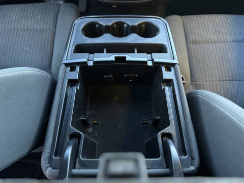 2016 Chevrolet Suburban LS